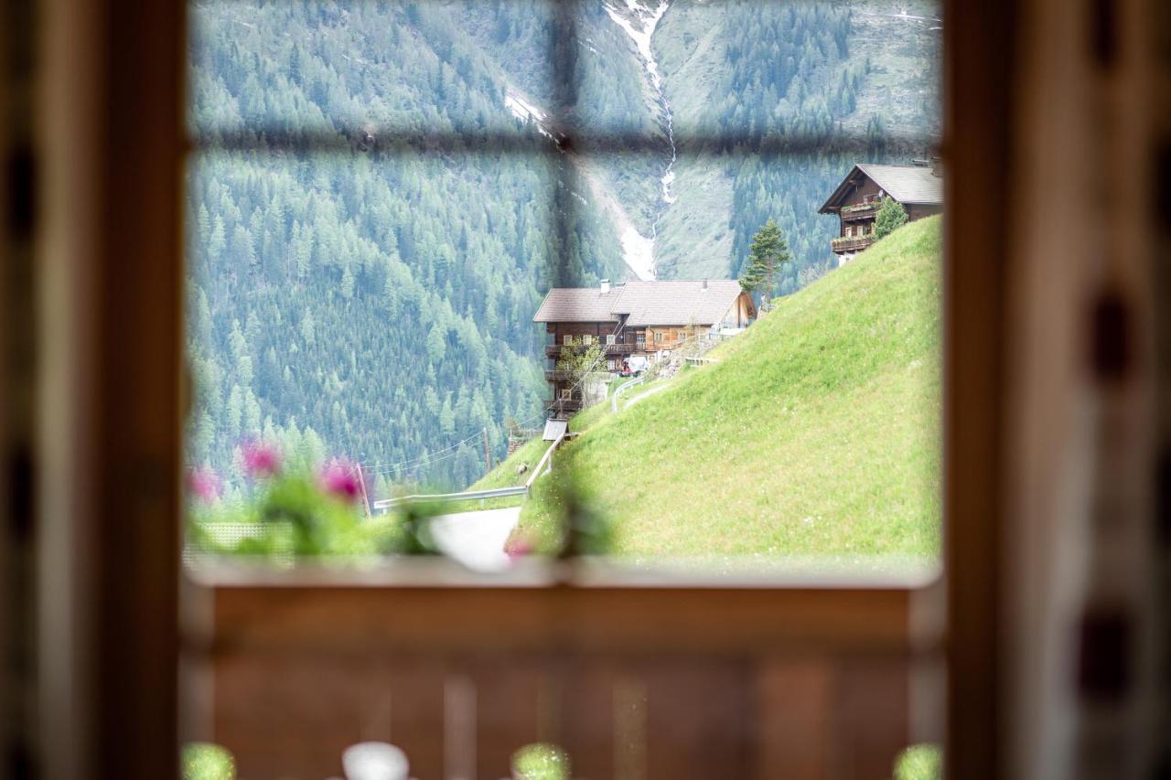 Apartmenthaus Gutwenger Innervillgraten Exterior foto