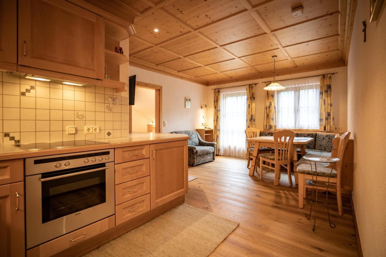 Apartmenthaus Gutwenger Innervillgraten Exterior foto