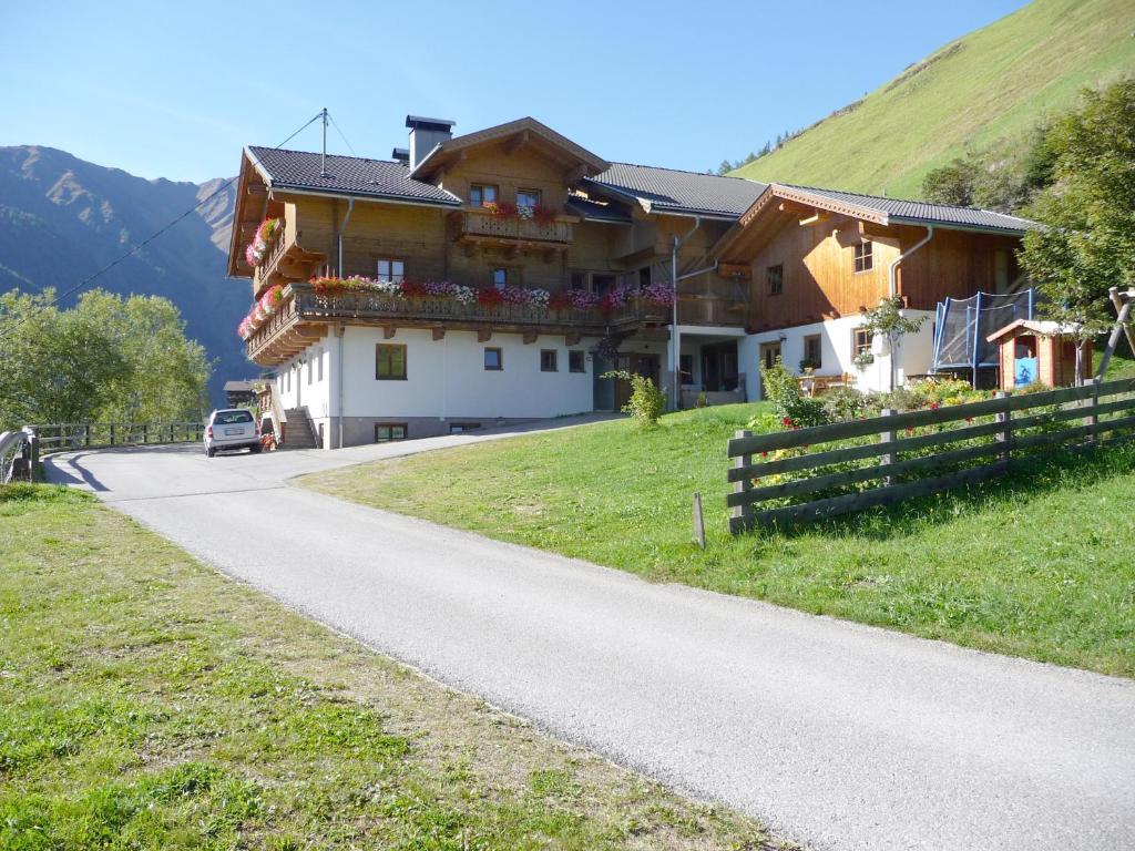 Apartmenthaus Gutwenger Innervillgraten Exterior foto